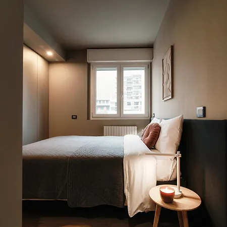 Apartment Scarlett - By Myhomeincomo Como