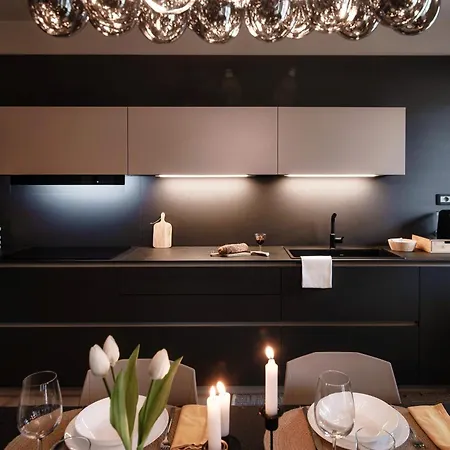 Scarlett - By Myhomeincomo Appartement *